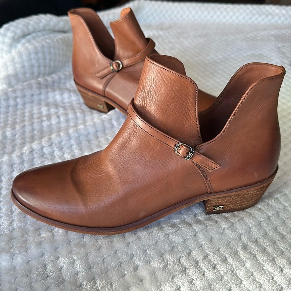 NIB, Sam Edelman, Cognac leather booties size 9